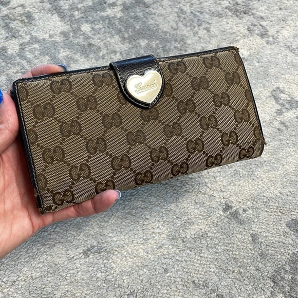 Gucci Monogram GG Continental Long Wallet Heart Flap Brown - Picture 1 of 17